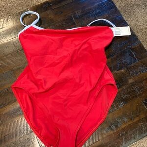 Women’s bathing suit
